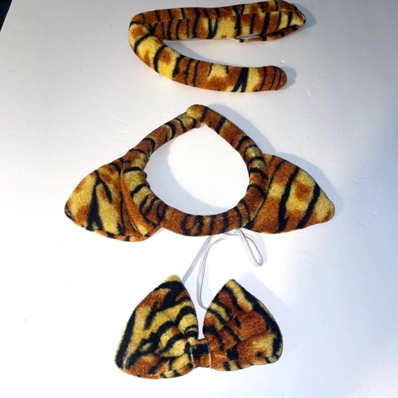 NWOT 3 Piece Set Animal For Halloween Costume Tiger Ears, Tail and Bow Tie - Picture 3 of 5